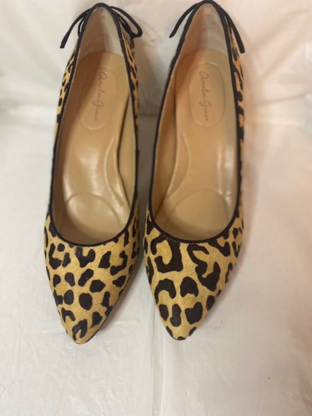 Amelia Grace Leopard Print Calf Hair Pointed Toe Heels / Pumps - Women's Size 10